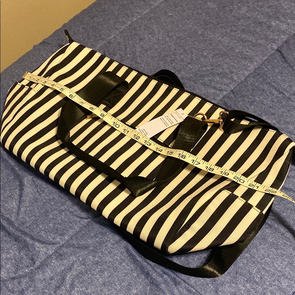 Alice + Olivia Black and White Striped Shoulder Bag - Picture 7 of 8
